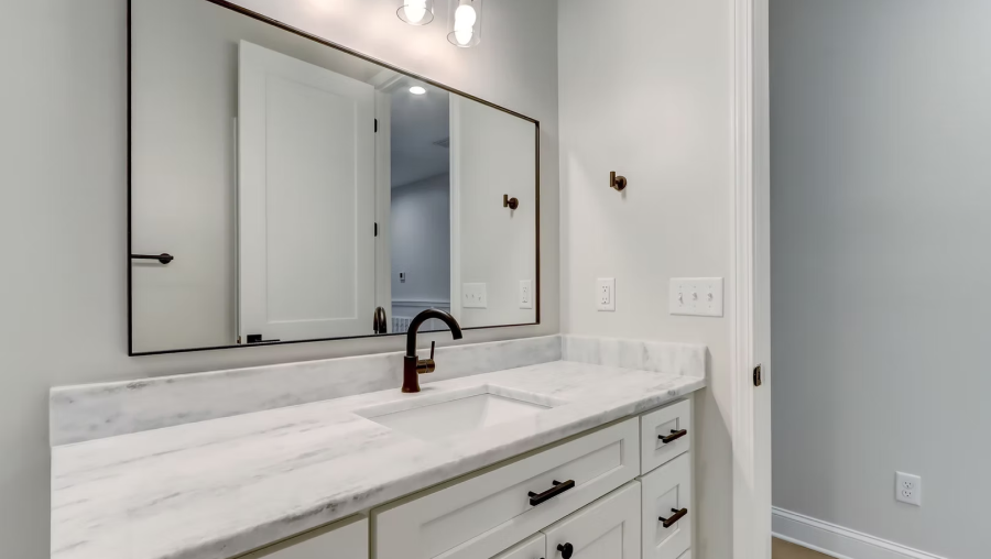 Bathroom Cabinet & Vanity Installation